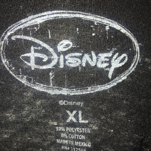 Mickey Mouse distressed T-shirt size XL - Picture 3 of 4